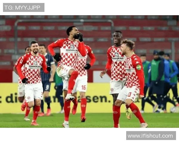 门兴主场迎战汉诺威期待精彩对决两队争夺三分势必火花四溅